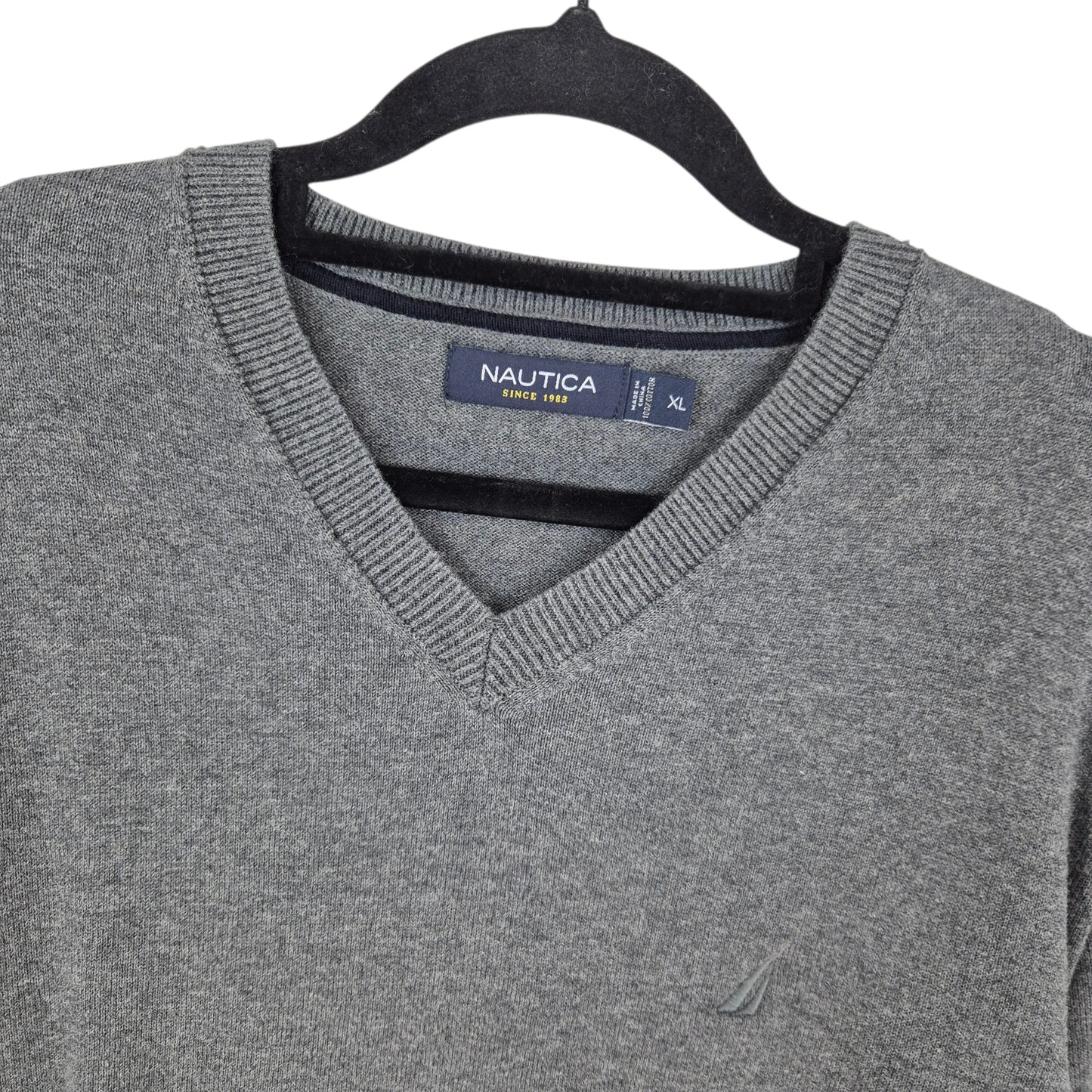 Nautica Grey V Neck Knit Sweater Size XL